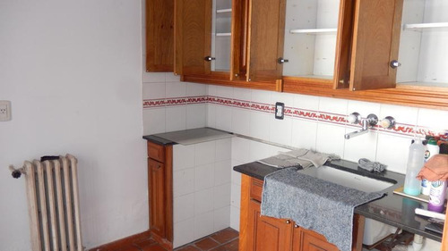 Imagen 6 de 15 de Casa 4 Amb Quilmes Estilo Colonial Español Calidad Constructiva Venta Directa!