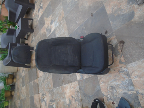 Vendo Asiento Delantero Derecho De Hyundai I10, Año 2014