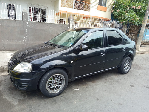 Renault Logan Familier Negro