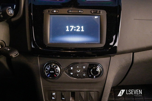 Imagem 14 de 23 de Renault Sandero