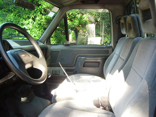 Ford F-100 2.5 I Xlt