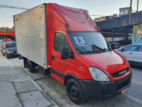 Imagem 1 de 15 de Iveco Daily 3.0 Diesel 35s14 Ano 2013 Baú