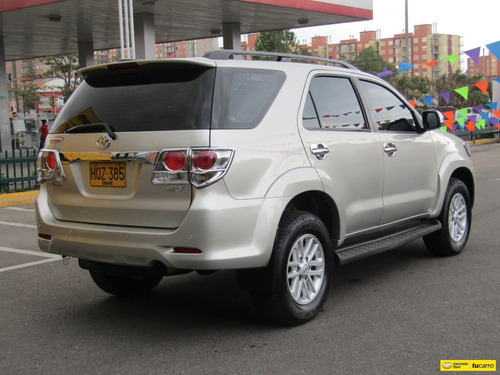 Toyota Fortuner 3.0 At Diesel 4x4