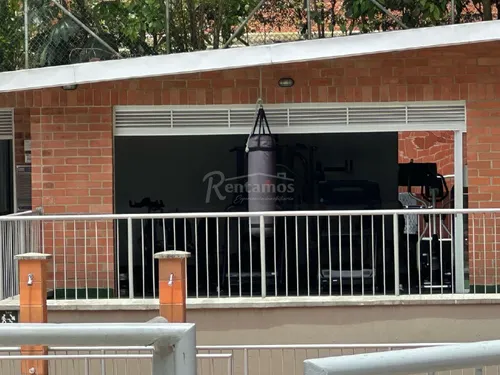 Apartamento En Arriendo En Cumbres. Cod A776085