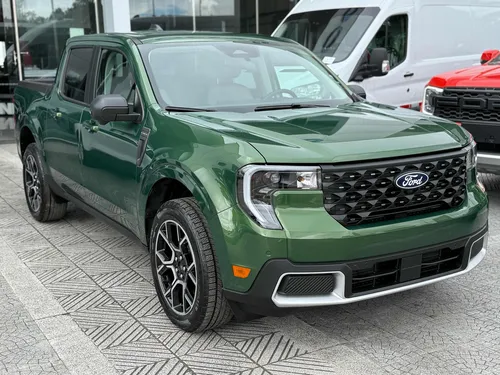 Ford Maverick Lariat 2.5 Hibrida 2025