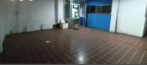 Vende Local Comercial 281/291 M2 (121286)