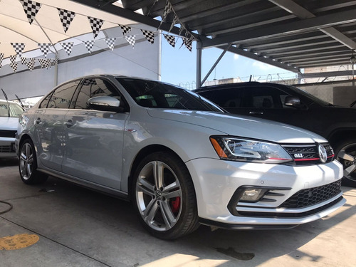 Imagen 2 de 7 de Volkswagen Jetta Gli