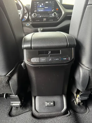 Toyota Highlander Modelo 2022 Xle Hibrida Awd