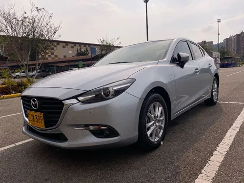 Mazda 3 2.O SPORT TOURING