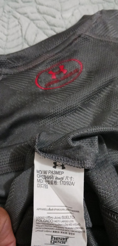 Under Armour Playera Talla M (Usado)