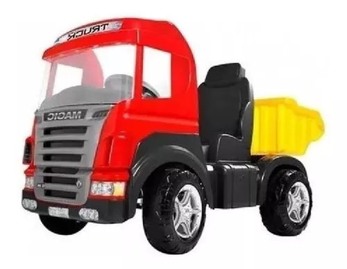 Caminhão de Brinquedo Magic Toys Truck 9300 Plástico com Pedal Vermelho