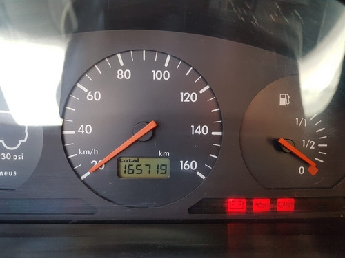 Imagem 9 de 10 de Volkswagen Gol 1.0 16v