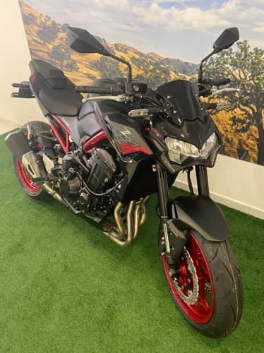 Imagem 3 de 8 de Z900 Preta Abs 2021 - A Melhor Condição Para Você