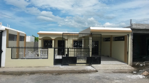 Imagen 11 de 22 de Casa A Bajo Costo, Bani, Peravia