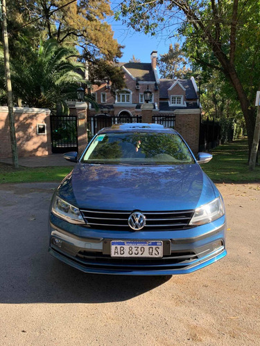 Volkswagen Vento 2017 1.4 Comfortline 150cv