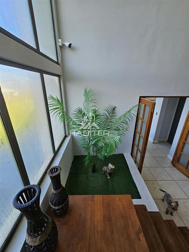 Casa En Venta De 4 Dorm. En Talca