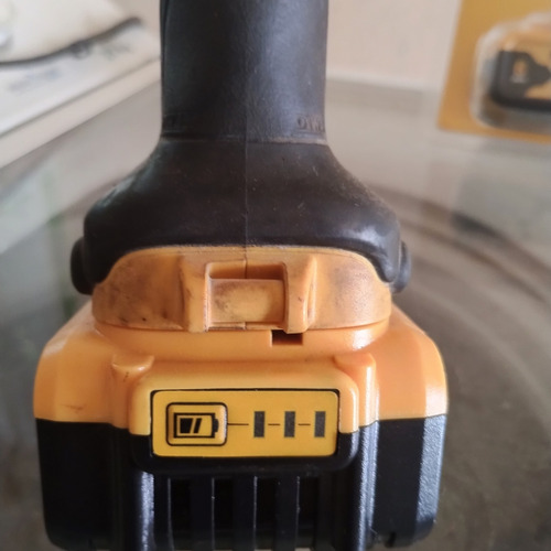 Bateria Dewalt Dcb206 20v Max Liion 6.0ah