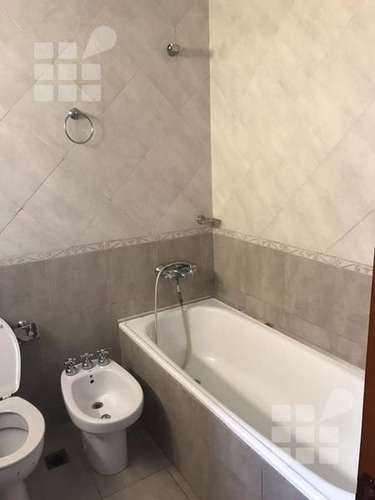 Imagen 14 de 17 de Departamento - La Plata