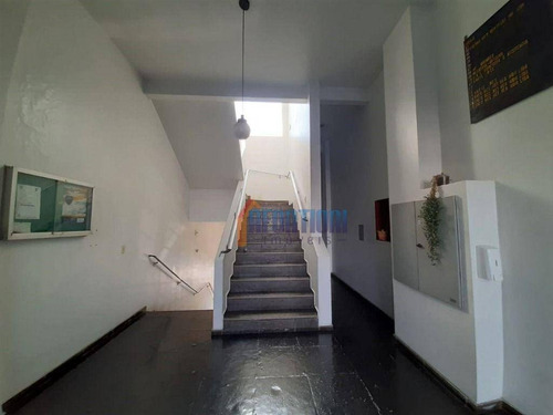 Imagem 3 de 8 de Sala Para Alugar, 28 M² Por R$ 550,00/mês - Portão - Curitiba/pr - Sa0055