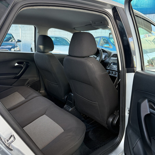Volkswagen Vento 1.6 Confortline At