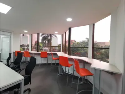 Oficina en arriendo