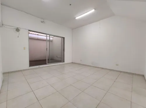 Edificio En Venta En Centro. Cod V26536