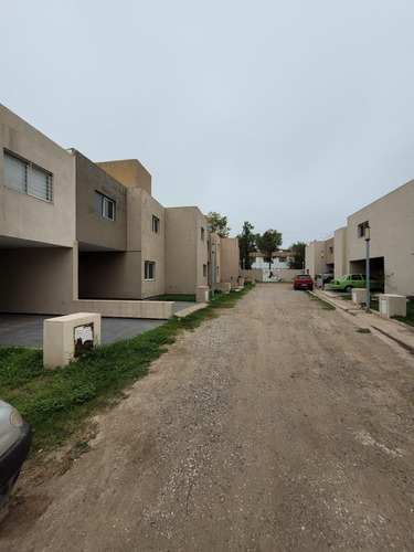 B° Padre Claret- Duplex En Venta