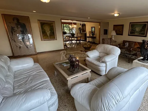 Apartamento En Arriendo En Castropol. Cod A776002