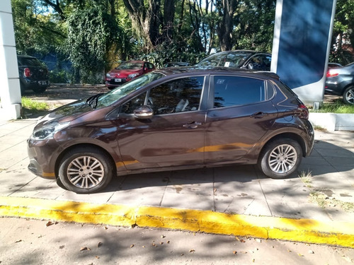 Peugeot 208 Allure 1.5 Touch
