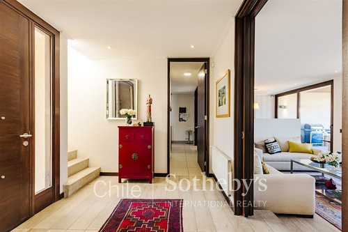 Casa En Venta De 3 Dorm. En Lo Barnechea