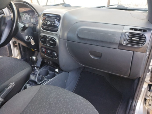 RAM 700 1.6 Slt Club Cab Mt