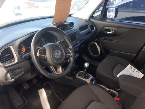 Imagen 6 de 8 de Jeep Renegade 1.8 Sport 2018