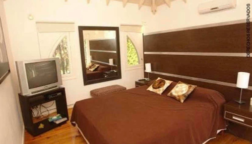 Casa De 5 Ambientes Con Pileta