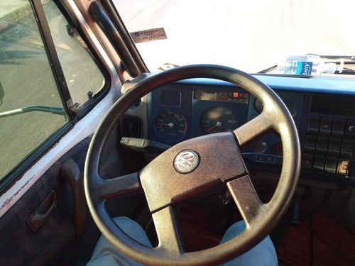 Imagem 12 de 12 de Volkswagen 13/180