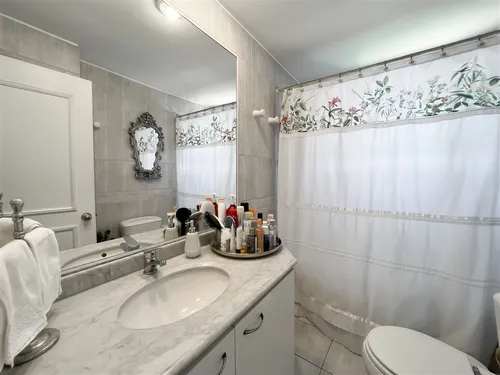 Departamento En Venta De 3 Dorm. En Lo Barnechea