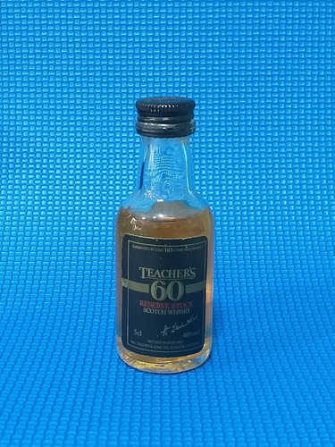 Botellita Miniatura De Whisky Teachers 60 De Escocia 