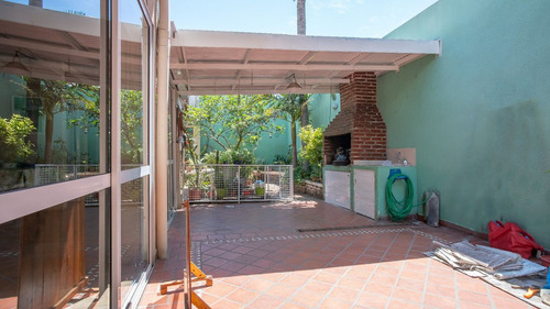 Venta Casa De 2 Plantas 4 Dormitorios En Arroyito