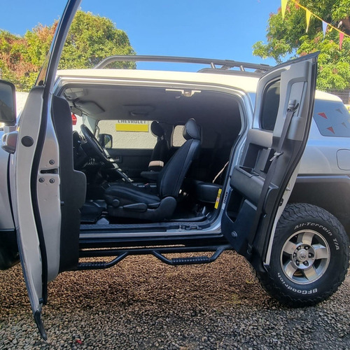 Imagen 6 de 10 de Toyota Fj