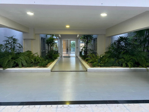 Gazcue - Apartamento En Venta - Vista Al Mar- 3 Habitaciones - Balcón Amplio - Patio Interior Área De Caminata Área Social (piscina, Gimnasio, Área Infantil).