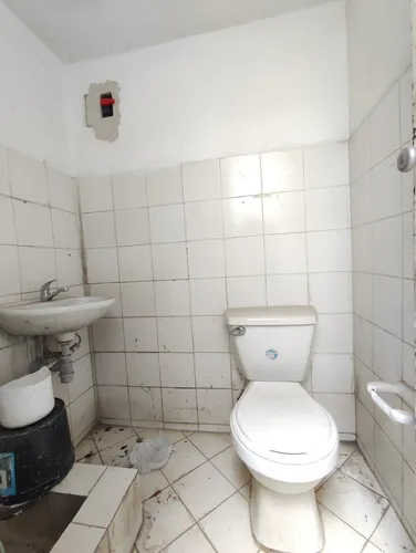 Local En Arriendo En Niza. Cod A29159