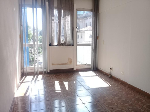 Conjunto Para Alugar, 80 M² Por R$ 1.000,00/mês - Centro - Santos/sp - Cj0083