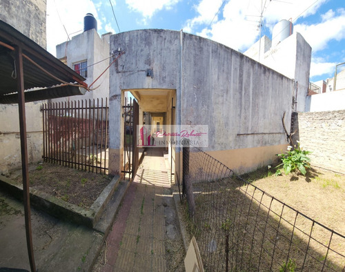 Venta Casa 4 Ambientes Lote Terreno Villa Celina