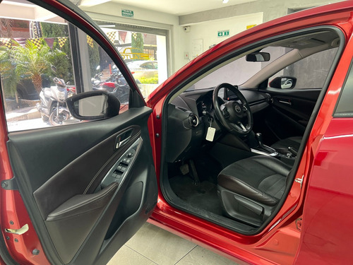 Mazda 2 Gran Touring LX AT 2020