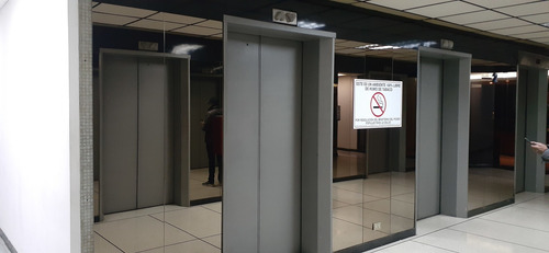 Imagen 2 de 13 de Se Alquila Cubículo En Oficina 17m2 Plaza Venezuela