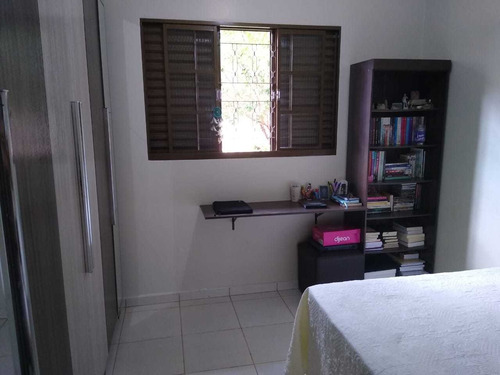 Imagem 17 de 25 de Casa À Venda No Jardim Delta ( Londrina) , Com 3 Dormitórios, 4 Vagas De Garagem, Edicula Com Churrasqueira - Pr - Ca0051_gprdo