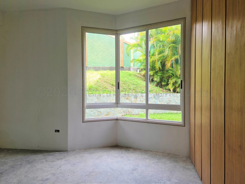 Vendo Espectacular Apartamento Pb Mirador De Los Campitos Yf