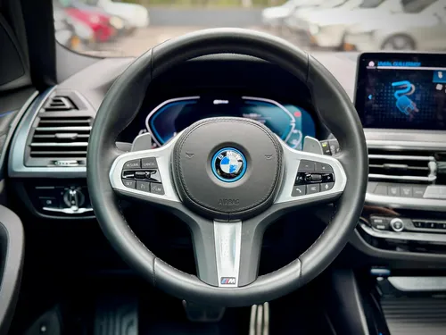 BMW X3 X drive30e ( hibrida)