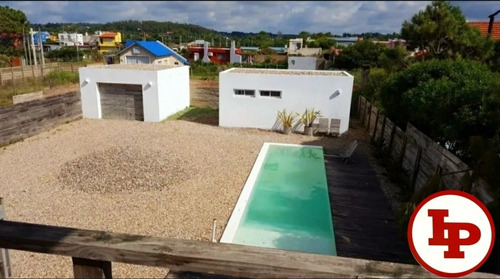 Casa 4 Dorm, 3 Baños, Balneario Buenos Aires Frente Al Mar.