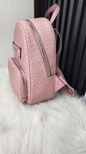 Backpack Guess Bb928730 Nueva 100 % Original Con Etiqueta Rosa Palo Estampado Níquel Rosa Pálido