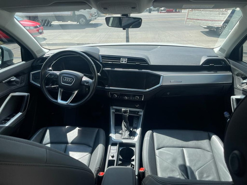 Audi Q3 Dynamic 1.4T S Tronic